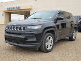 Used 2024 Jeep Compass Sport image 2