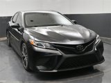 Used 2019 Toyota Camry SE image 2
