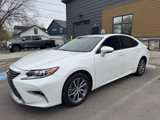 Used 2016 Lexus ES 300h image 2