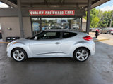 Used 2013 Hyundai Veloster image 3