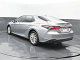 Used 2022 Toyota Camry LE image 3