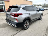 Used 2021 Kia Seltos SX w/ SX Sunroof Package image 5