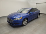 Used 2017 Ford Fusion SE image 2