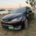 Used 2017 Chrysler Pacifica Touring-L Plus w/ Advanced Safetytec Group image 3