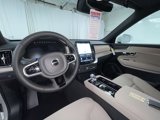 New 2025 Volvo XC90 B5 Core image 3
