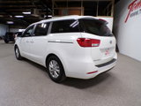 Used 2017 Kia Sedona LX w/ LX Essentials Premium Package image 3