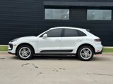 Used 2024 Porsche Macan image 2