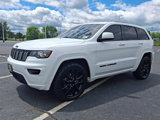 Used 2018 Jeep Grand Cherokee Altitude image 3