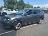 Used 2018 Nissan Rogue SV image 4