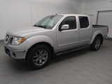 Used 2019 Nissan Frontier SL image 2