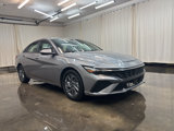Used 2024 Hyundai Elantra SEL image 3