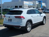 Used 2022 Volkswagen Atlas Cross Sport SE w/ Panoramic Sunroof Package image 3
