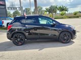 Used 2020 Chevrolet Trax LT w/ Redline Edition image 4