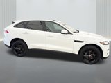 Used 2019 Jaguar F-PACE Premium image 4