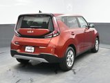 Used 2023 Kia Soul LX w/ LX Technology Package image 6