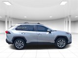 Used 2020 Toyota RAV4 XLE Premium image 2
