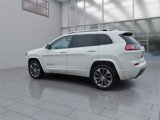 Used 2019 Jeep Cherokee Overland image 6