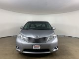 Used 2017 Toyota Sienna XLE image 3