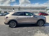 Used 2019 Lincoln Nautilus Reserve image 6