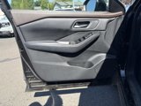 Certified 2022 Nissan Rogue SV image 2