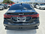 Used 2023 Kia Forte LXS image 3