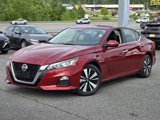 Used 2021 Nissan Altima 2.5 SV image 2