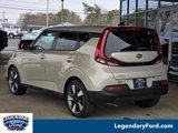 Used 2020 Kia Soul EX image 2