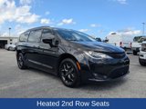 Used 2019 Chrysler Pacifica Touring-L Plus w/ Advanced Safetytec Group image 3
