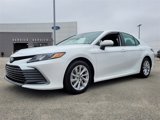 Used 2022 Toyota Camry LE image 2