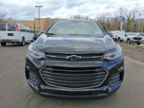 Certified 2022 Chevrolet Trax LT w/ Midnight Edition image 2