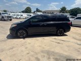 Used 2017 Toyota Sienna Limited image 4