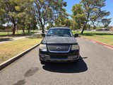 Used 2006 Ford Expedition XLT image 2