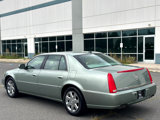 Used 2007 Cadillac DTS Luxury I w/ Sun And Sound Package image 4