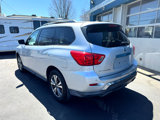 Used 2017 Nissan Pathfinder SV w/ SV Cold Weather Package image 4