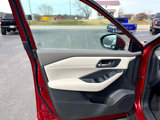 Used 2023 Nissan Rogue SL image 3