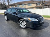 Used 2014 Chrysler 200 Touring image 3