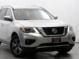 Used 2020 Nissan Pathfinder SV image 2