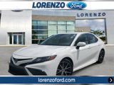 Used 2022 Toyota Camry SE image 1