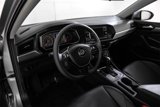 Used 2020 Volkswagen Jetta SE w/ SE Cold Weather Package image 2