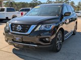 Used 2020 Nissan Pathfinder Platinum image 2