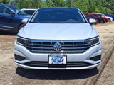 Used 2019 Volkswagen Jetta SEL w/ Cold Weather Package image 2