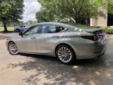 Used 2021 Lexus ES 350 Luxury image 4