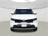Used 2021 Kia Sorento LX image 2