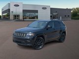 Used 2017 Jeep Grand Cherokee Altitude image 1