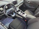 Certified 2022 Hyundai Kona SEL w/ Convenience Package image 3