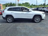 Certified 2019 Jeep Cherokee Latitude Plus w/ Cold Weather Group image 4