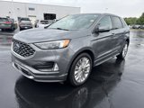 Used 2021 Ford Edge Titanium image 2