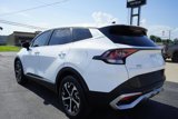 Used 2023 Kia Sportage EX image 3