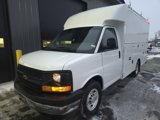 Used 2017 Chevrolet Express 3500 image 2