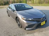 Used 2024 Toyota Camry SE image 3